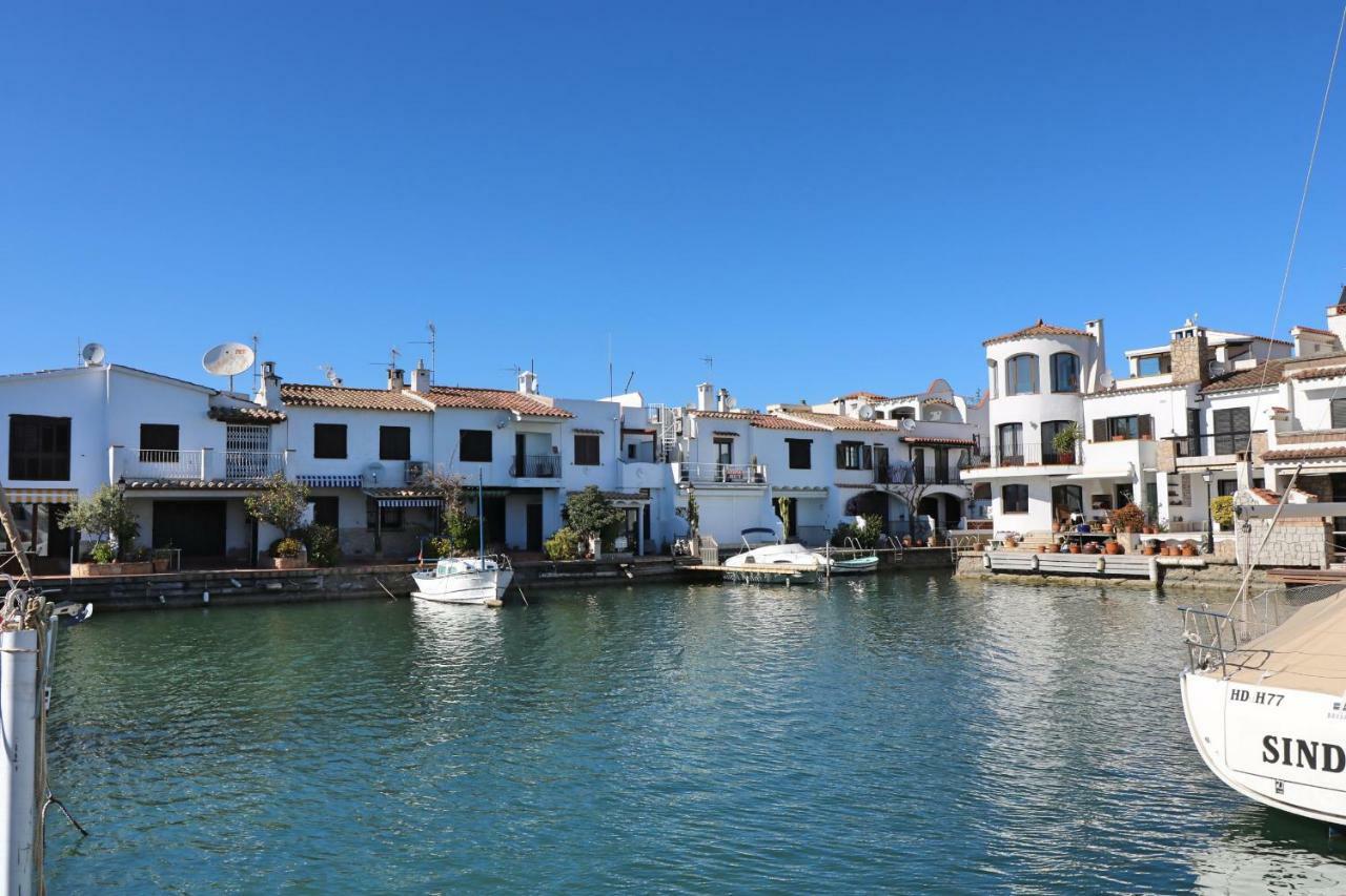 Requesens Villa Empuriabrava Kültér fotó