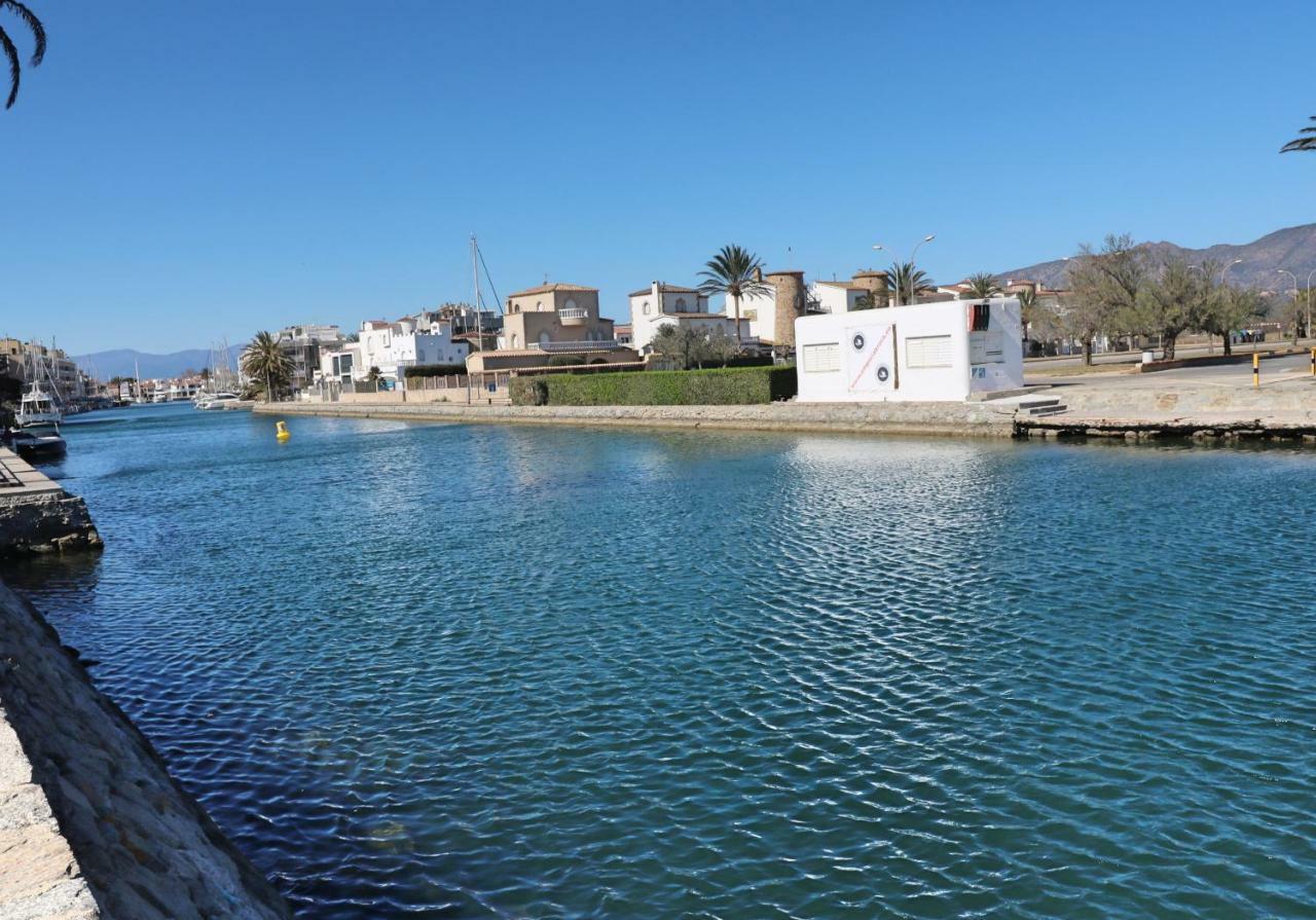 Requesens Villa Empuriabrava Kültér fotó